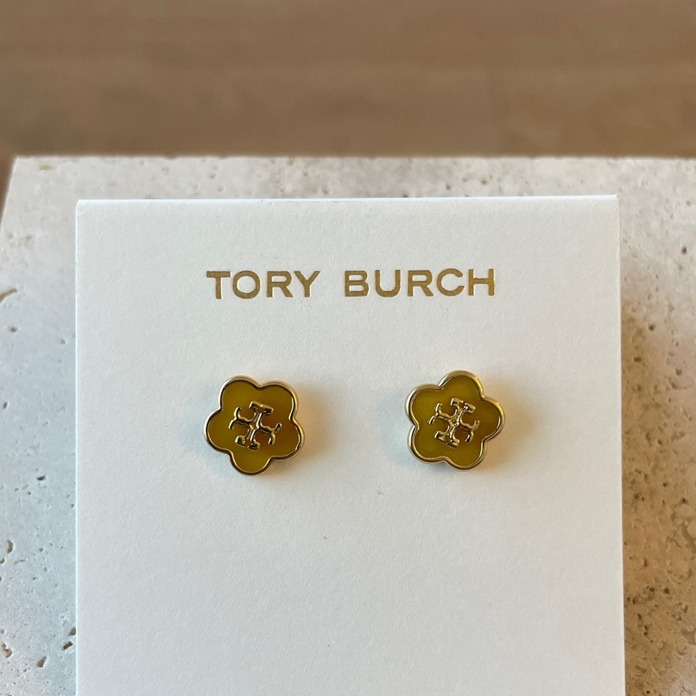 Tory Burch Gold Logo Flower Stud Earrings Small Clover Floral Studs